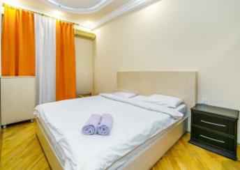  Sahil qəsəbəsində 68m² mənzil kirayə verilir