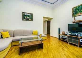  Sahil qəsəbəsində 54m² mənzil kirayə verilir