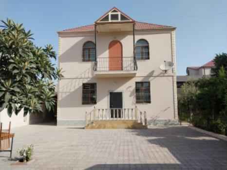  Biləcəri qəsəbəsində 240m² həyət evi satılır