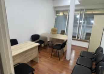  28 May qəsəbəsində ofis kirayə verilir