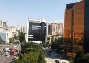  28 May qəsəbəsində 55m² mənzil kirayə verilir