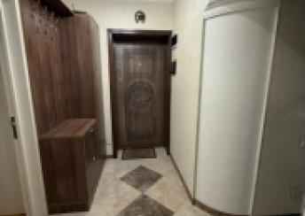 28 May qəsəbəsində 80m² mənzil kirayə verilir