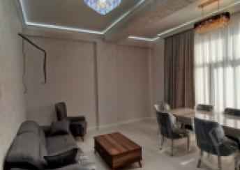  28 May qəsəbəsində 88m² mənzil satılır
