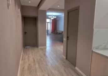  Bakı şəhərində 135m² mənzil kirayə verilir