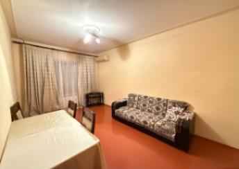  Yeni Günəşli qəsəbəsində 60m² mənzil kirayə verilir