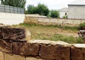  Xocəsən qəsəbəsində torpaq satılır