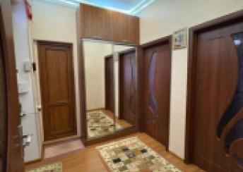  28 May qəsəbəsində 70m² mənzil satılır