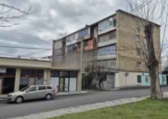  Şəki şəhərində 42m² mənzil kirayə verilir