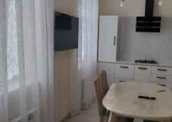  Qusar şəhərində 95m² mənzil kirayə verilir