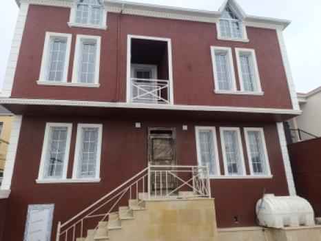  Masazır qəsəbəsində 200m² həyət evi satılır
