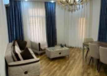  Bakı şəhərində 110m² mənzil kirayə verilir