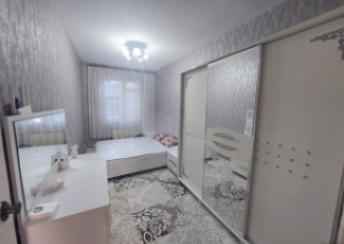  7-ci mikrorayon qəsəbəsində 50m² mənzil kirayə verilir
