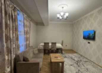  Bayıl qəsəbəsində 85m² mənzil kirayə verilir