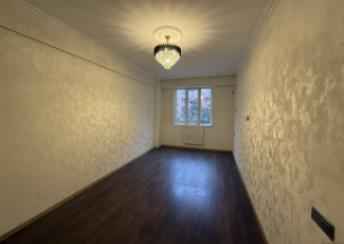  Yeni Günəşli qəsəbəsində 43m² mənzil kirayə verilir