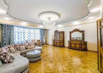  Bakı şəhərində 170m² mənzil kirayə verilir