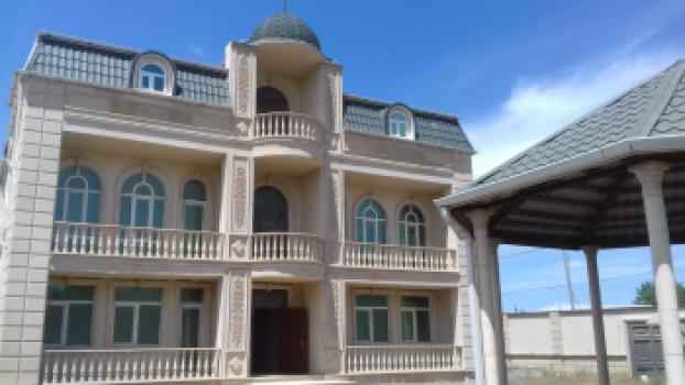  Hovsan qəsəbəsində 600m² həyət evi satılır