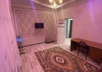 Naxçıvan şəhərində 70m² mənzil kirayə verilir