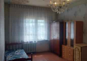  Yeni Günəşli qəsəbəsində 100m² mənzil kirayə verilir