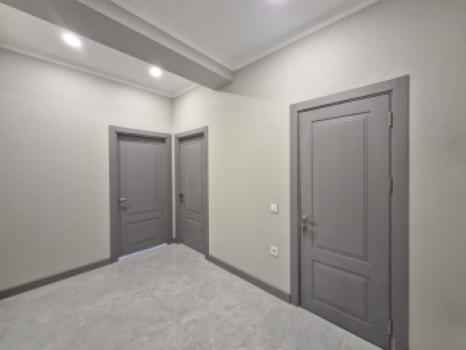  7-ci mikrorayon qəsəbəsində 60m² mənzil satılır