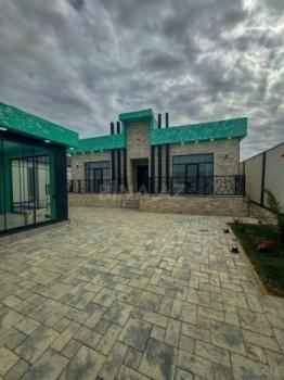  Mərdəkan qəsəbəsində 180m² həyət evi satılır
