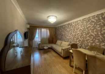  8-ci mikrorayon qəsəbəsində 52m² mənzil satılır