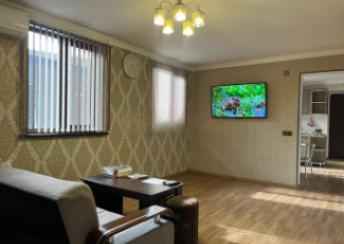  Gəncə şəhərində 90m² mənzil kirayə verilir