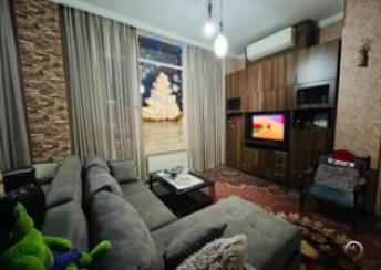  28 May qəsəbəsində 150m² mənzil kirayə verilir