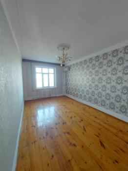  Yeni Günəşli qəsəbəsində 50m² mənzil satılır