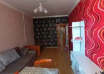  Qaraçuxur qəsəbəsində 60m² mənzil kirayə verilir