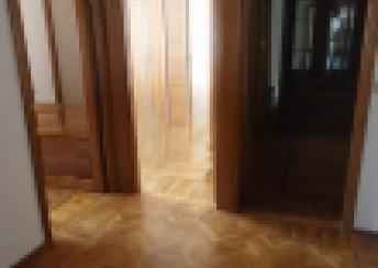  4-cü mikrorayon qəsəbəsində 100m² mənzil kirayə verilir