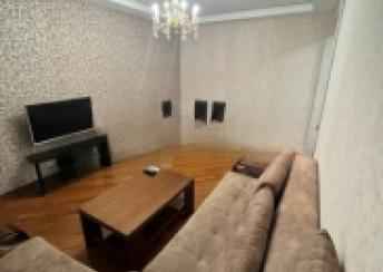  Bakı şəhərində 100m² mənzil kirayə verilir
