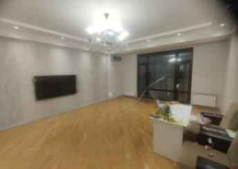  7-ci mikrorayon qəsəbəsində 141m² mənzil kirayə verilir