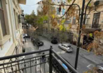  Sahil qəsəbəsində 85m² mənzil kirayə verilir