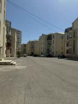  Masazır qəsəbəsində 57m² mənzil satılır