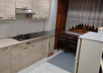  6-cı mikrorayon qəsəbəsində 65m² mənzil kirayə verilir