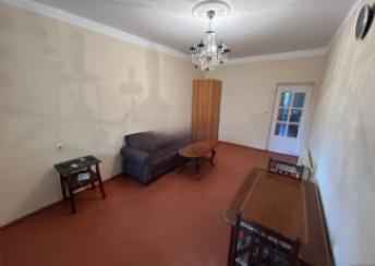  Yeni Yasamal qəsəbəsində 50m² mənzil kirayə verilir
