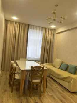  Masazır qəsəbəsində 78m² mənzil satılır