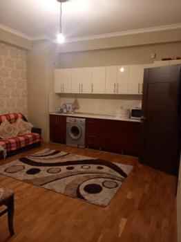  Xırdalan şəhərində 60m² mənzil kirayə verilir