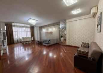  Sahil qəsəbəsində 220m² mənzil satılır