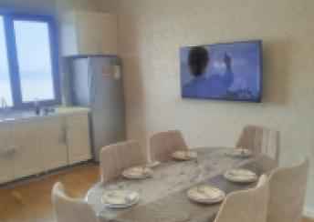  Sumqayıt şəhərində 65m² mənzil kirayə verilir
