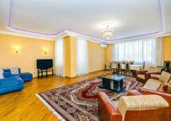  Bakı şəhərində 170m² mənzil kirayə verilir