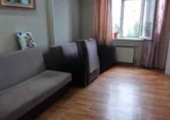  Yeni Yasamal qəsəbəsində 56m² mənzil kirayə verilir