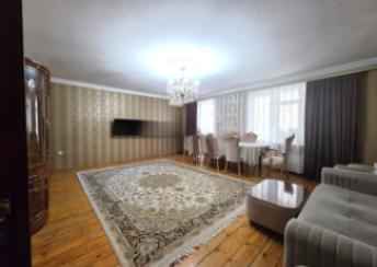  Mərdəkan qəsəbəsində 85m² mənzil satılır