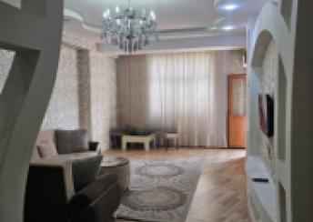  Bakı şəhərində 100m² mənzil kirayə verilir