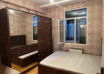  3-cü mikrorayon qəsəbəsində 100m² mənzil kirayə verilir