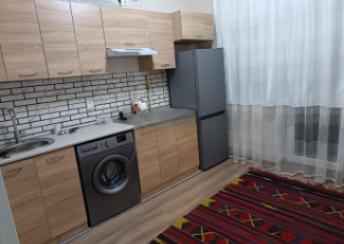  Sumqayıt şəhərində 85m² mənzil kirayə verilir
