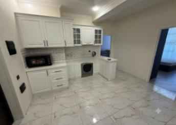  Sumqayıt şəhərində 94m² mənzil kirayə verilir