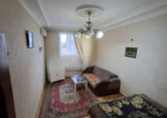  8-ci mikrorayon qəsəbəsində 42m² mənzil kirayə verilir
