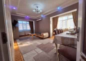  9-cu mikrorayon qəsəbəsində 75m² mənzil satılır