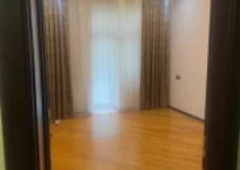  Sumqayıt şəhərində 85m² mənzil kirayə verilir